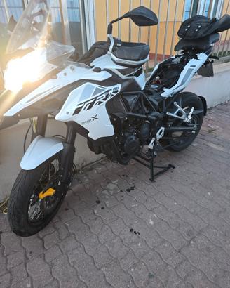 BENELLI TRK 502 X