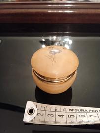 scatolina in alabastro