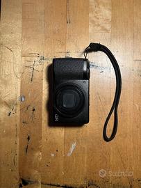 Ricoh GR III (leggi descrizione)
