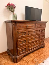 Comò  in legno massello + 2 comodini abbinati
