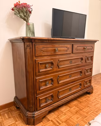 Comò  in legno massello + 2 comodini abbinati