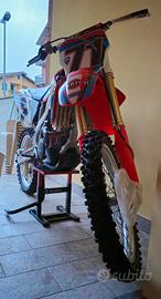CRF 250 R da competizione 