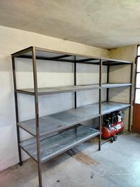 Scaffale in ferro