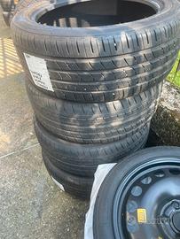 235/45/R18 Estive RoadStone DOT2024