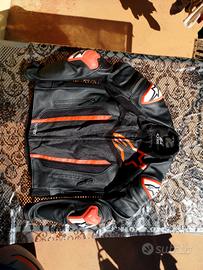 giacca moto 52 Alpinestars in pelle come NUOVA