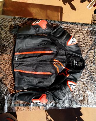 giacca moto 52 Alpinestars in pelle come NUOVA