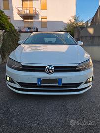 Volkswagen Polo MPI 75CV 5p. Comfortline Bianca