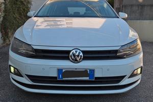 Volkswagen Polo MPI 75CV 5p. Comfortline Bianca