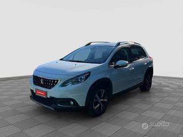 PEUGEOT 2008 BlueHDi 100 Allure