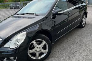 mercedes r 320 sport