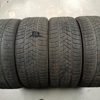 gomme 255 45 20 105V Pirelli invernali 75%