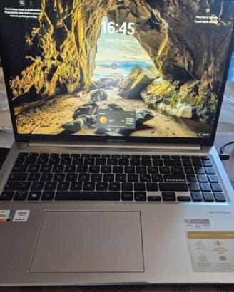 ASUS F1605ZA I7 - 1255U