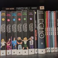 Lotto Terry Moore Strangers in Paradise completa 