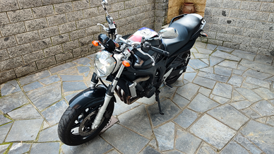Yamaha FZ6 Fazer 2005