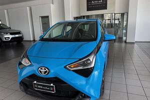 Toyota Aygo 5 Porte 1.0 x-play 72cv