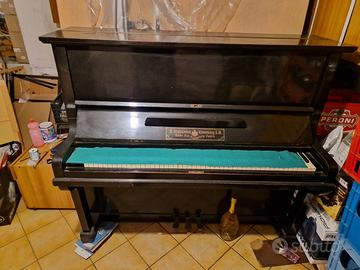 Pianoforte verticale