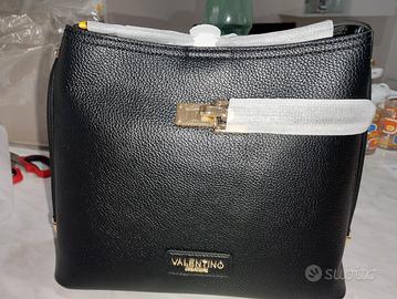 Borsa in pelle Valentino 😍