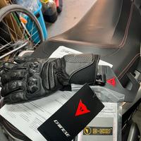 Guanti moto Dainese
