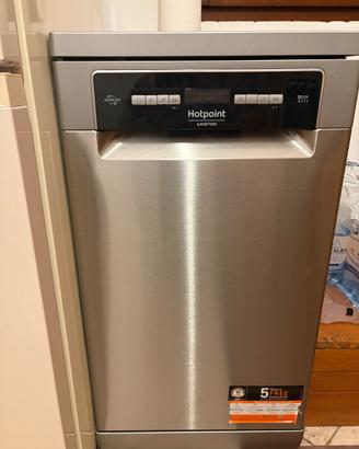 Lavastoviglie Hotpoint