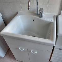 Mobile con lavabo