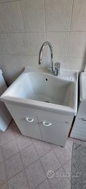 Mobile con lavabo