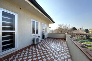 PORZIONE DI BIFAMILIARE A SALZANO