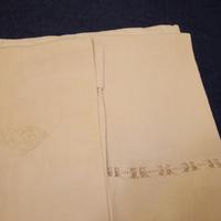 lenzuolo matrimoniale ricamato a mano