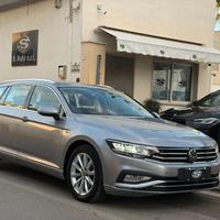 VOLKSWAGEN Passat Variant 2.0 TDI 150 DSG Comfor