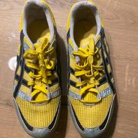 Scarpe chiodate Asics