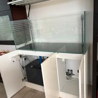 Acquario completo e funzionale