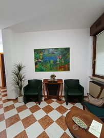 Una o due stanze di ufficio