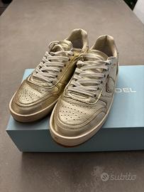 Sneakers Philippe Model n. 37