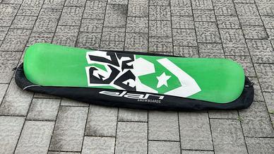 Snowboard e scarponi