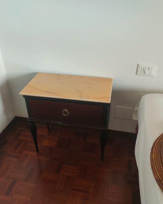 Set, specchio, comò e comodini vintage 