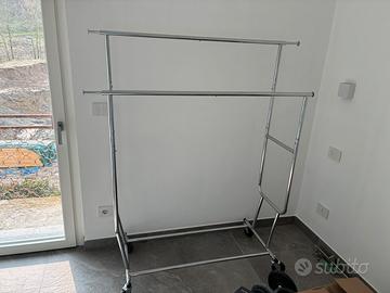 Appendiabiti con ruote inox