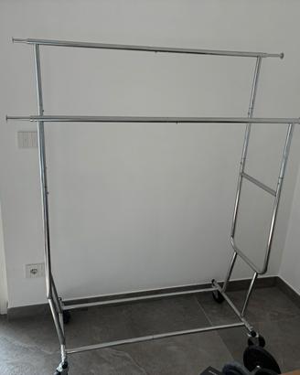 Appendiabiti con ruote inox