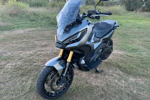 Honda xadv 750