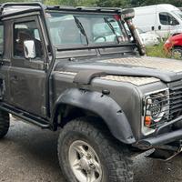 Land rover defender 90