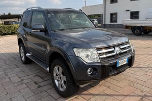 Mitsubishi Pajero 3.2 DI-D 16V aut. 3p. Instyle DP