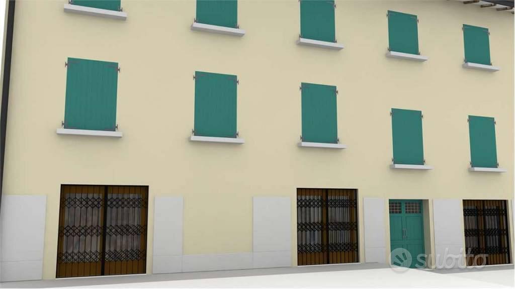 Appartamento di 120 m² con più di 5 locali a Reggi - Vista 4
