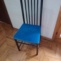 Sedie con schienale alto