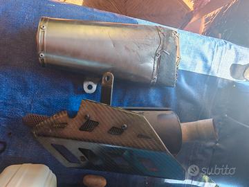 scarico zard street triple 765 