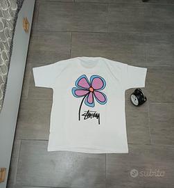 maglietta Stussy taglia M  Bianco 