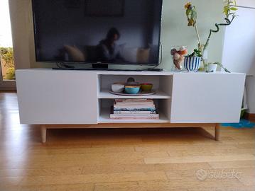 Mobile TV / Consolle 