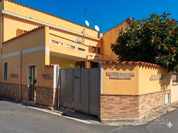Casa indipendente da ristrutturare - DOLIANOVA