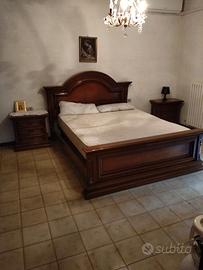 Camera da letto in legno massello