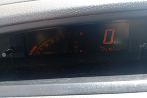 AUTO SUZUKI LIANA 4x4