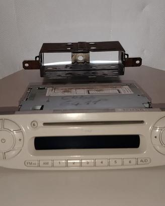 Autoradio Fiat 500 anno 2010 