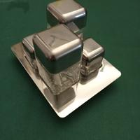 Set composto da nr.  4 pezzi in acciaio Inox