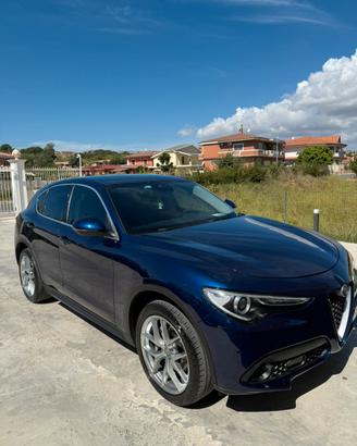 Alfa Romeo Stelvio 2.2 210cv